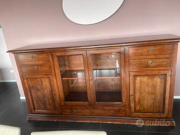 Credenza in arte povera 