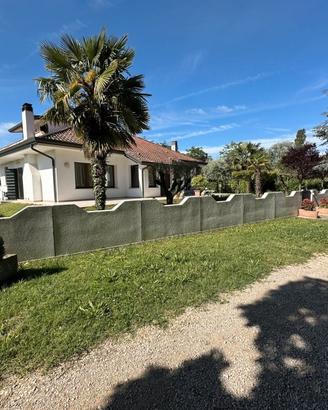 Campalto ampia villa con giardino di 1500mq