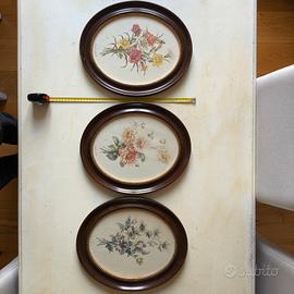 quadri cornice ovale con stampe soggetto floreale 