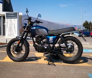 Brixton BX 125 - solo 2.200 km