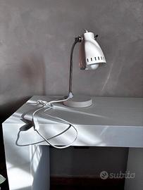 Lampada da comodino