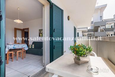 Balcone fronte spiagge a lido s giovanni 6p