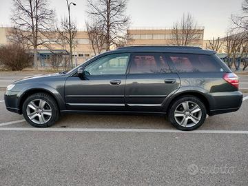 SUBARU OUTBACK 2.5 BIFUEL manuale