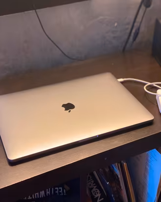 MacBook Pro 15” Retina  i9-8950HK