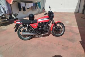 Kawasaki GPZ 550
