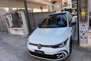 Volkswagen Golf 8 GTI 2.0 TSI 245CV