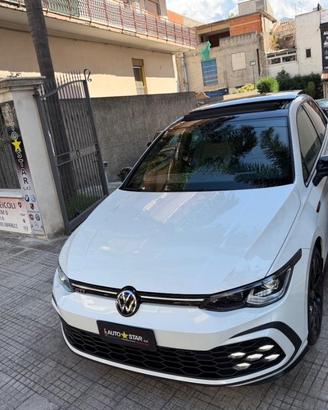 Volkswagen Golf 8 GTI 2.0 TSI 245CV