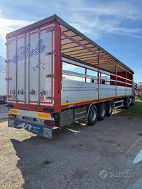 Semirimorchio centinato Scania iveco