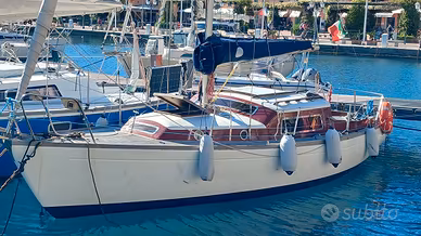 barca a vela del 1972, legno e vetroresina