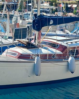 barca a vela del 1972, legno e vetroresina