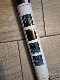 Lavagna, rotolo adesivo con 3 gessetti