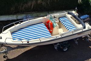 Barca open Conero Delfino 4.50m 25cv