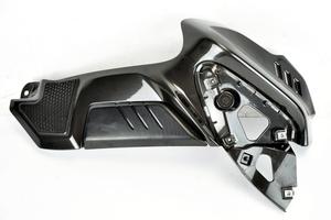 YAMAHA MT 10 15 17 carena laterale serbatoio DX