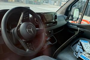 Mercedes sprinter