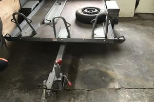 Rimorchio per trasporto cose e motocicli