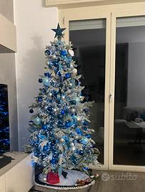 Albero di Natale 210 cm con accessori