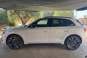 AUDI Q 5 S LINE PLUS