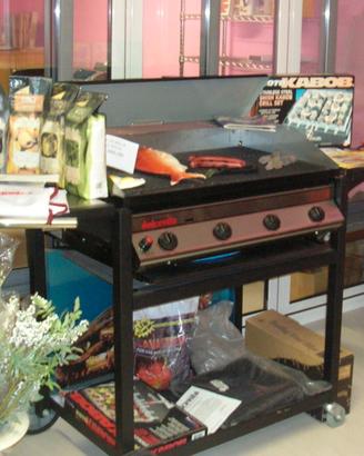 BARBECUE A GAS CON PIETRA LAVICA NUOVO
