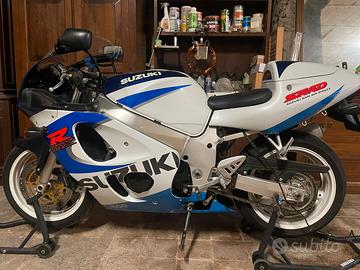 Suzuki GSX R 600 - 1999