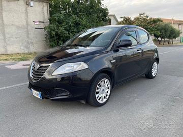 Lancia Ypsilon 1.3 MJT 16V 95 CV 5 porte S&S Plati