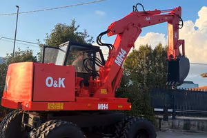E142 - ESCAVATORE O&K MH4