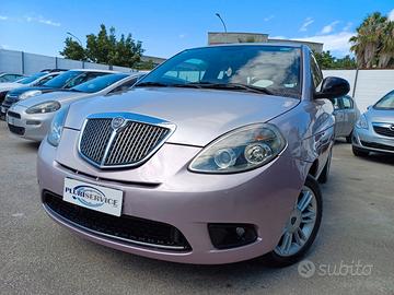 Lancia Ypsilon Unyca GPL - 2011