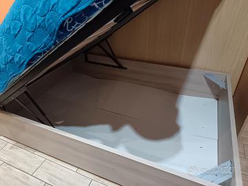 letto contenitore una piazza e mezza 