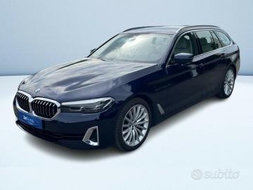 BMW Serie 5 540d Touring mhev 48V xdrive Luxury au