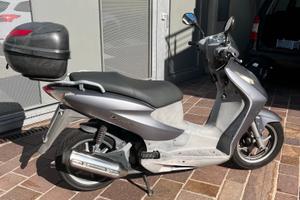moto Honda Dylan 150