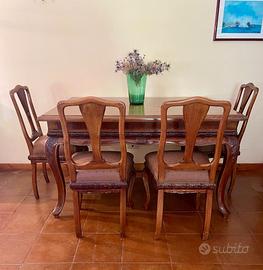 tavolo da pranzo in stile Chippendale con 6 sedie