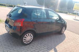 auto perfetto tenuto bene 