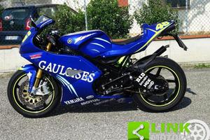 YAMAHA RD 500 LC REPLICA VALENTINO ROSSI