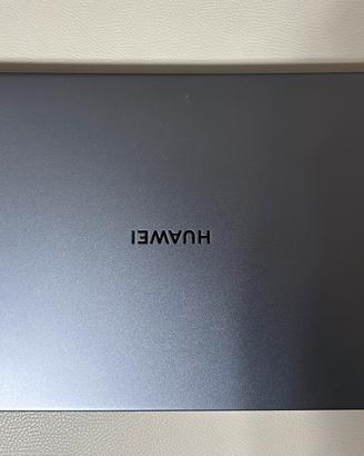 Huawei matebook D14 Ryzen 5