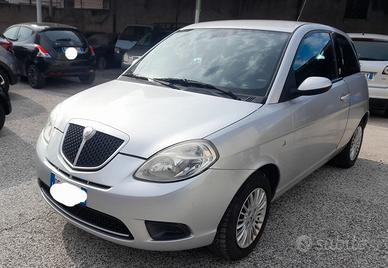 Lancia Ypsilon 1.2 Argento