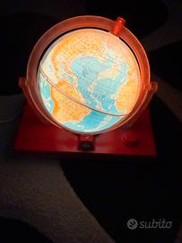 Lampada vintage URSS mappamondo luminoso girevole