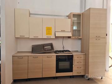 CUCINA COMPONIBILE BIANCO /BEIGE WENGHE