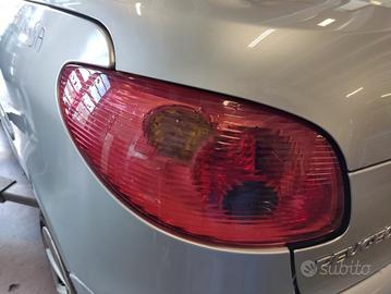 Fanale posteriore sinistro PEUGEOT 206 del 2005