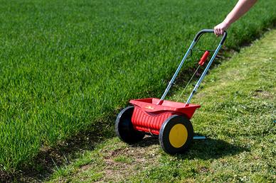 Carrello spargitore WOLF Garten WE 430