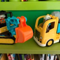 Duplo Camion e Scavatore cingolato