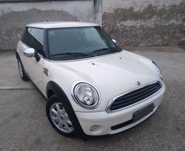 Mini one ray 1.4 16V 75cv x neopatentati