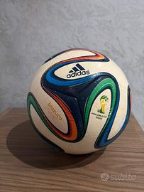 Pallone Adidas Brazuca FIFA World Cup Brasile 2014