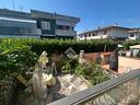 villa-a-schiera-a-carrara