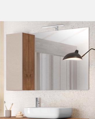 Specchio con mobiletto integrato e luce