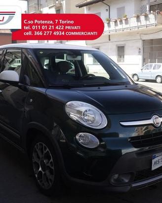 FIAT 500L Trekking FIAT 1.6 Multijet 105cv Pr...