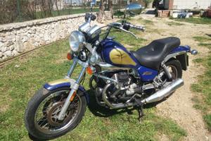 Moto Guzzi Nevada 350