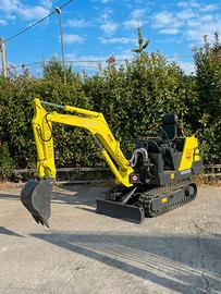 E02 Escavatore 13 q Yanmar B12