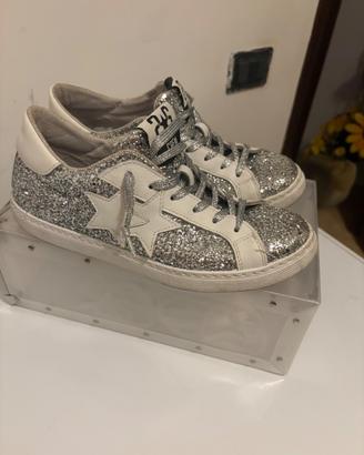 two stars scarpe
