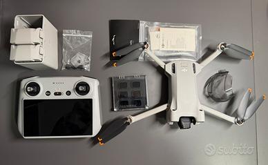 DJI Mini 3 Pro Fly More Combo + DJ RC e care