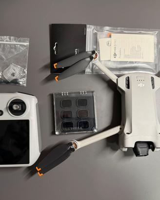 DJI Mini 3 Pro Fly More Combo + DJ RC e care
