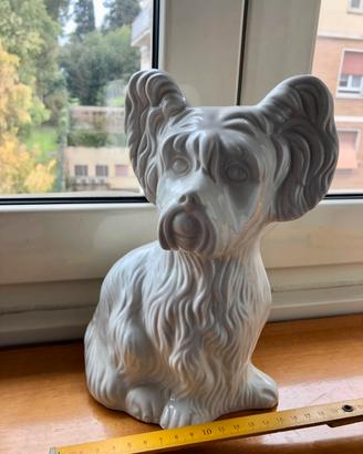 Statua in porcellana di White Terrier